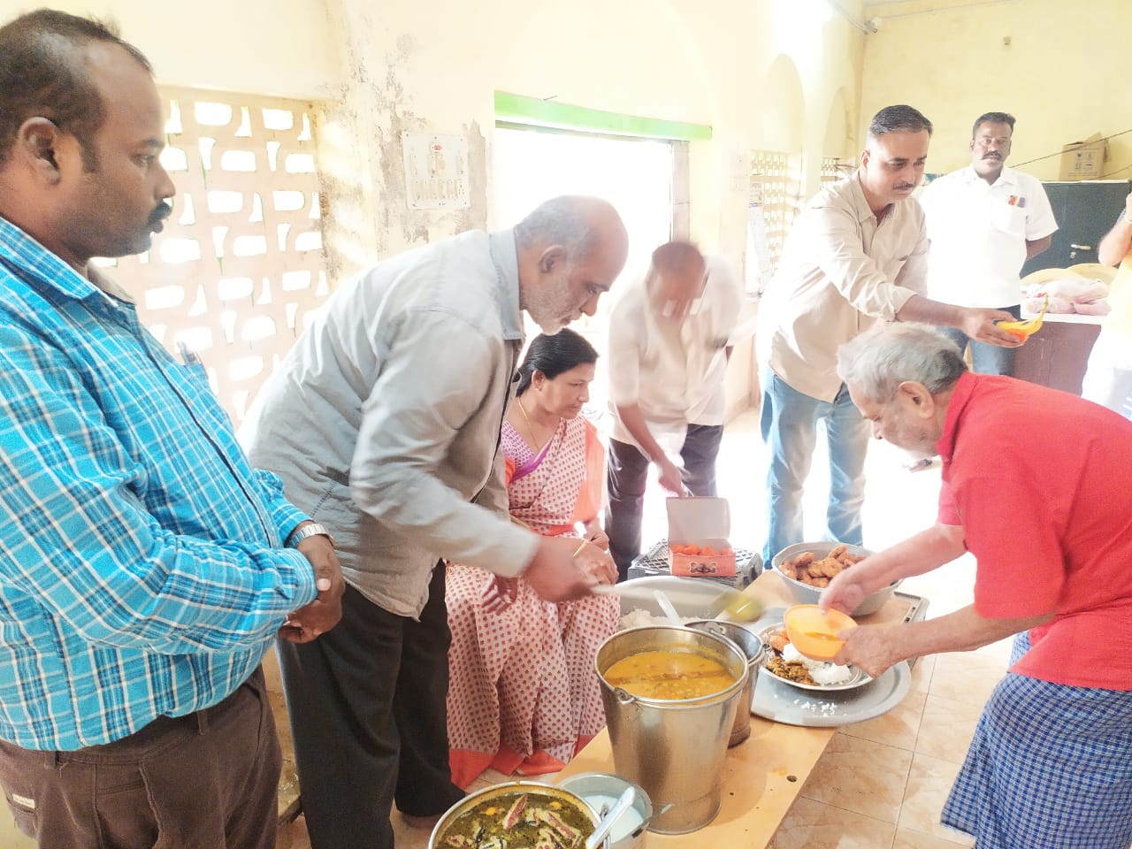 Deepavali project, distribution of dress materials